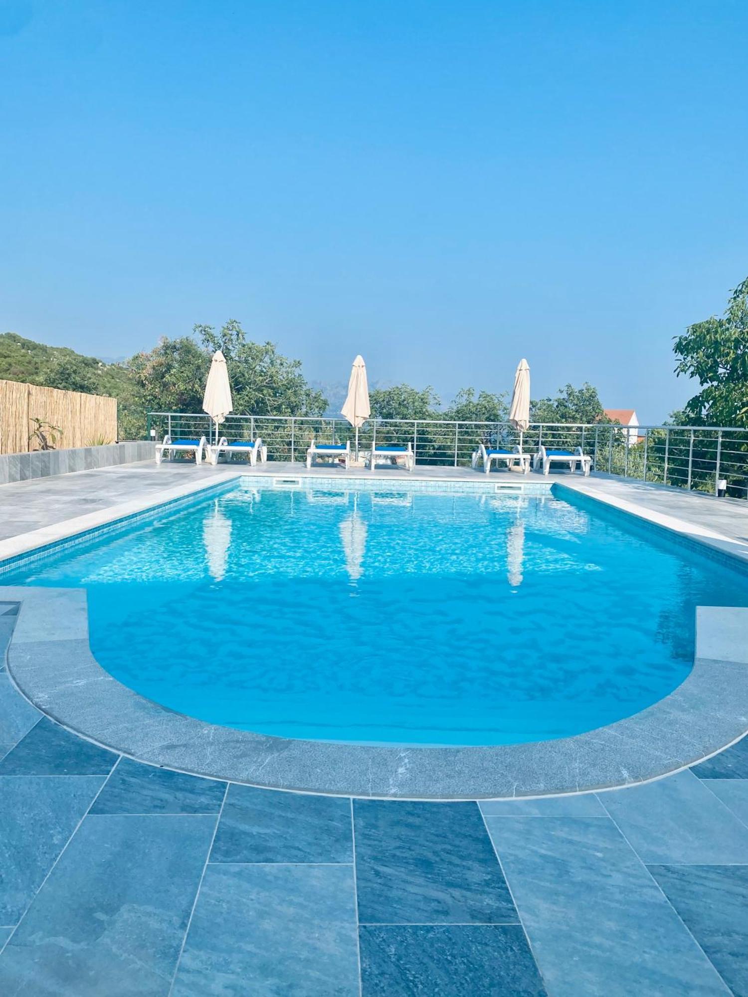 Wild Beauty - Krimovica Appartement Budva